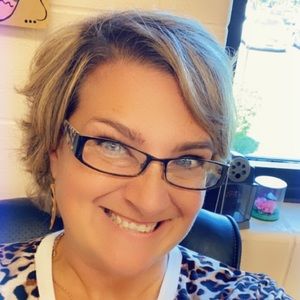 Meet your Posher, Mandy